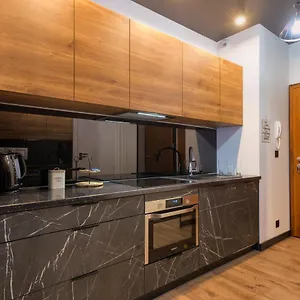 Wola Luxury Apartment Warschau